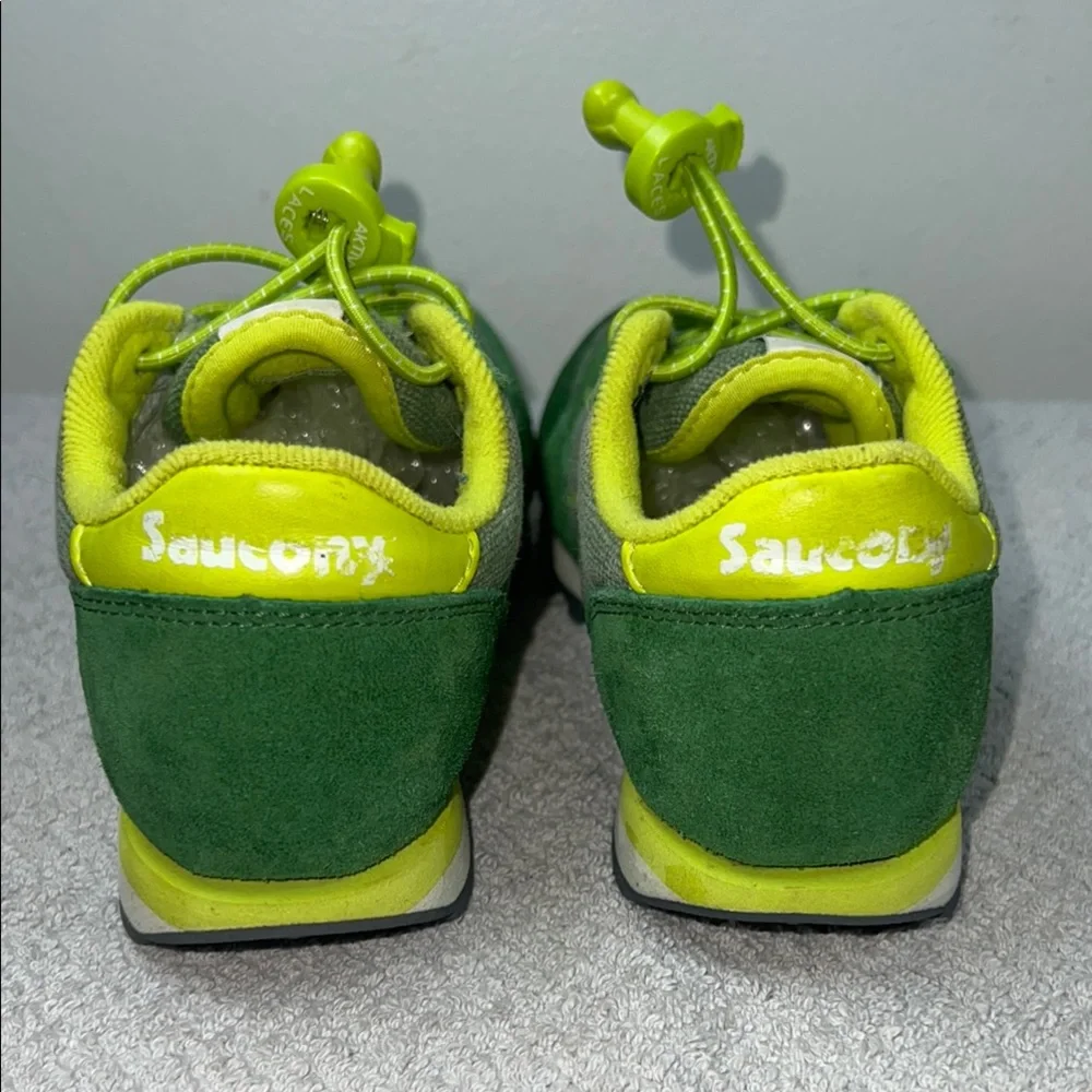 Saucony jazz Kids Lime and Forest Green Sneakers size11.5boys            ordr205